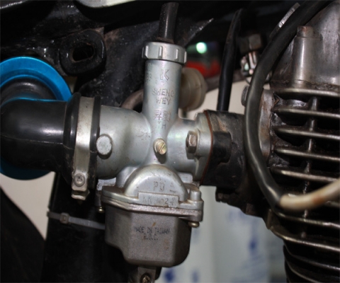 Honda XL เเทรกเกอร์
