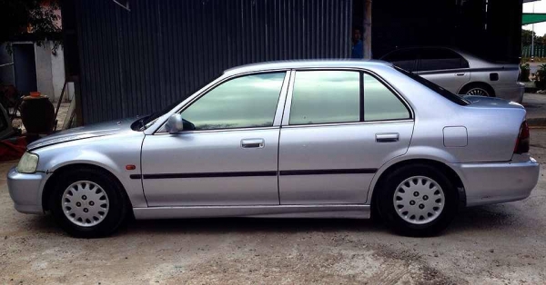 ***ขายแล้วครับขอบคุณ Truck2hand ขายรถเก๋งราคาเบาๆ HONDA CITY 1.5Exi Aito ปี43/00 เครื่องเดิมเกียร์เดิมหัวฉีด V-tec แน่นแรงดี ไม่เคยติดแก๊ส ช่วงล่างดี ล้อแม็กยางสวย หัวเก๋งสวยไม่ผุ หน้า-หลังเดิม ไม่เคยชนหนัก ยางสวย4เส้น ภายในสวยครบ พ.พาวเวอร์ แอร์เย็น กระจ