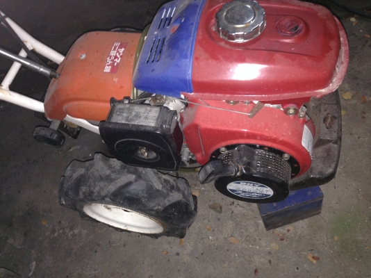 รถไถเดินตามขนาดเล็ก