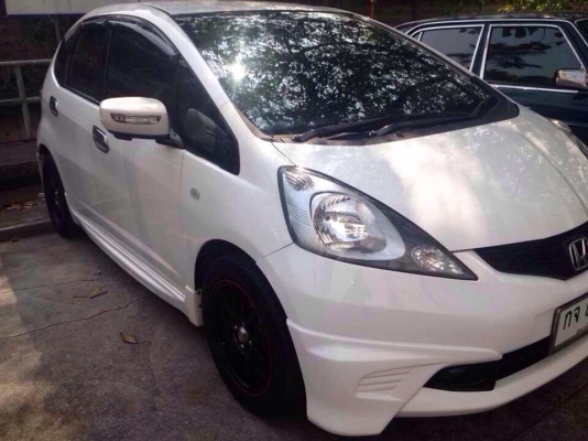 ขาย Honda jazz หลุดจำนำ