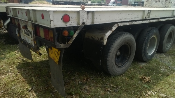 หางพื้นเรียบ3คานแท้ยาว12ม.ของV.HITAC ชลบุรีสภาพสวย สภาพดี เล่มพร้อม...