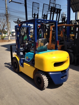 ส่งรถลูกค้าจังหวัดราชบุรี KOMATSU FD25-14 ซื้อ3คัน สนใจรุ่นเดียวกันติดต่อ083-062-0223 ส่งรถลูกค้าจังหวัดราชบุรี KOMATSU FD25-14 ซื้อ3คัน สนใจรุ่นเดียวกันติดต่อ083-062-0223