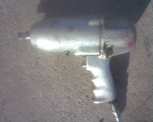 บ็อกลม 4 หุน  USA  แท้ สภาพพร้อมใช้งานครับเสียงนิ่มแรงครับรุ่นนี้ราคานี้คุ้มครับใช้ยาวครับ