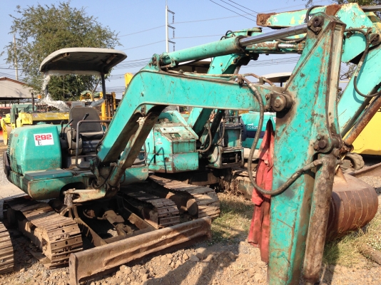 190,000 บาท KOMATSU PC30-7 เก่าไทย ขายตามสภาพนะครับ 190,000 บาท KOMATSU PC30-7 เก่าไทย ขายตามสภาพนะครับ