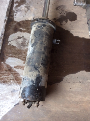 ด่วนขายกระบอกดั้ม6ล้อมาดูกันคับถูกๆๆๆๆๆราคามาคุยกัน ด่วนขายกระบอกดั้ม6ล้อมาดูกันคับถูกๆๆๆๆๆราคามาคุยกัน