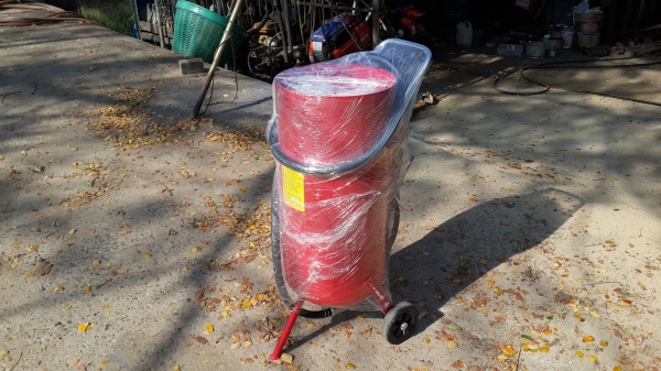 เครื่องพ่นทราย 25 L