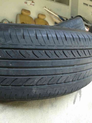 ยางเปอร์เซ็น205 65 15 400บาท