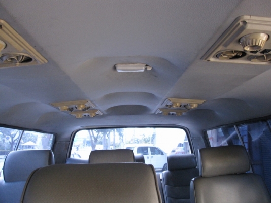 ต้องการขาย รถตู้