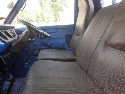 ขายรถบรรทุก 4 ล้อกลาง ขายรถบรรทุก 4 ล้อกลาง