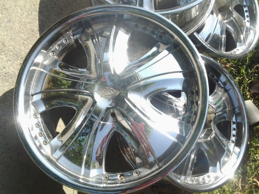 ขอบ20  งานนอกครับใส่กระบะ6รู 4x4ใส่ได้