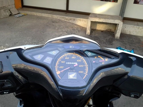 Click i ปี 53 สีขาว รถบ้าน เครื่องแน่น ไม่หลวม ไม่มีควันขาว