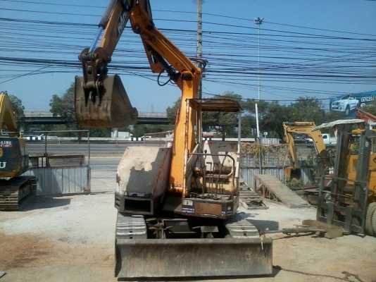 ต้องการขายรถแมคโค HANIX S@B30 ขนาด50uu