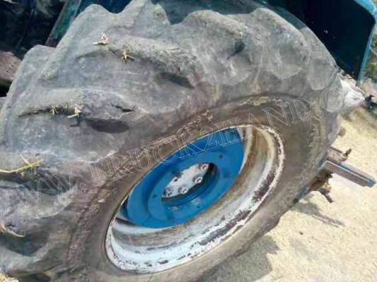 รถไถ FORD รุ่น 6600 T3