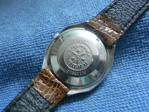 21ม.ค.((น้าเล็ก)) นำเสนอนาฬิกาข้อมือ 21ม.ค.((น้าเล็ก)) นำเสนอนาฬิกาข้อมือ