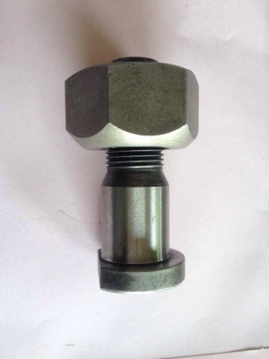 น็อตล้รถเครน25TM4