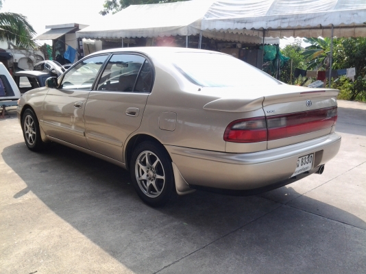 TOYOTA CORONA ท้ายโด่ง