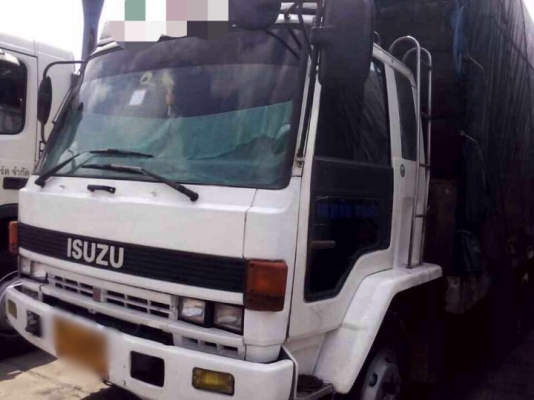 รถอีซูซุ 10 ล้อ รั้ว FVM 175 แรงม้า. ปี 36 สนใจติดต่อ 081 - 6079515