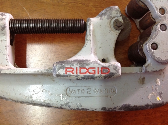 ขายอุปกรณ์บานท่อ และคัตเตอร์ตัดท่อ ยกชุด