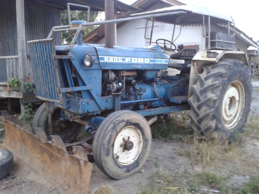 FORD 6600 เสือลาย  ราคาต่อรองได้ อุปกรณ์ 3ชิ้น สภาพพร้อมใช้งาน 087-2976734