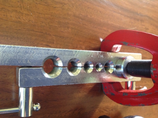 ขายอุปกรณ์บานท่อ และคัตเตอร์ตัดท่อ ยกชุด