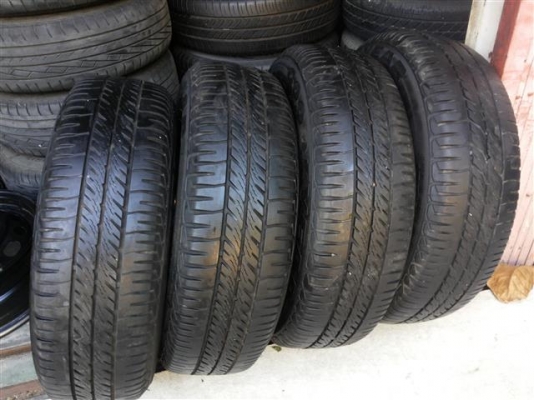 ล้อกะทะ jazz/city พร้อมยาง goodyear ปี2011 175/65/15