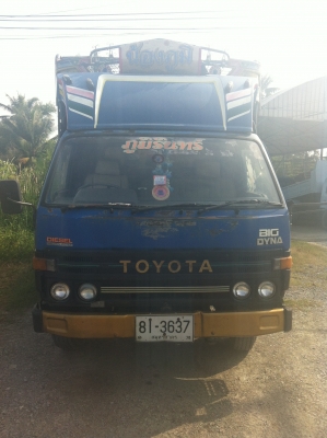 TOYOTA กระบรรทุก มีข้างเสริม