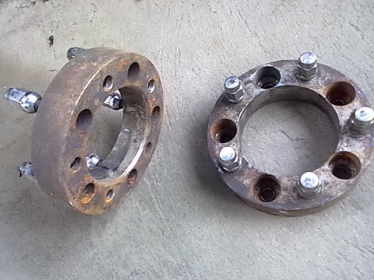 ขายสเปเซอร์  1นิ้ว ครึ่ง   5 รู ออก 5รู