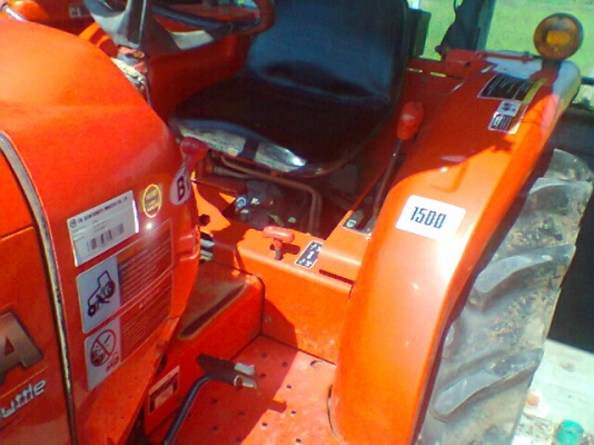 คูโบต้าL 3608 พร้อมใช้งาน 1900 ชม อุปกรร์ใบมีด