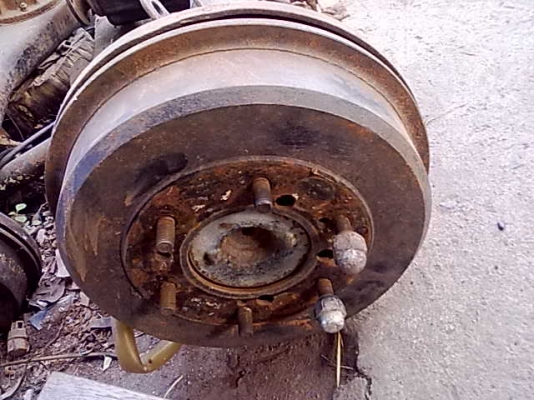 ขายคานหลัง โตโยต้า 106 แท้  เฟืองท้ายเดิมๆ