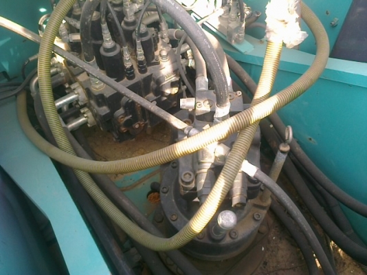 ขายรถแบคโฮ KOBELKO sk 200-8 YN12 รถ 2000 กว่าชั่วโมง รถสวยพร้อมใช้เองสารพร้อม