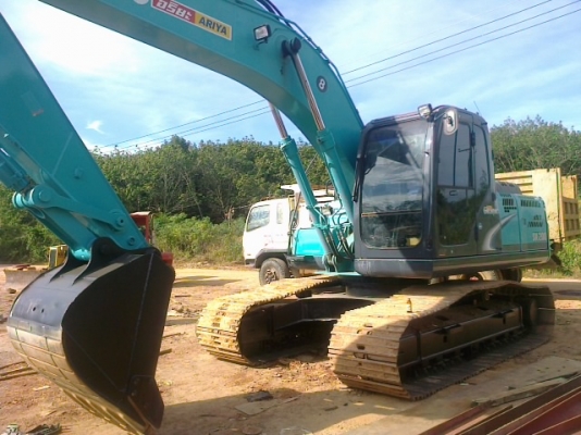 ขายรถแบคโฮ KOBELKO sk 200-8 YN12 รถ 2000 กว่าชั่วโมง รถสวยพร้อมใช้เองสารพร้อม