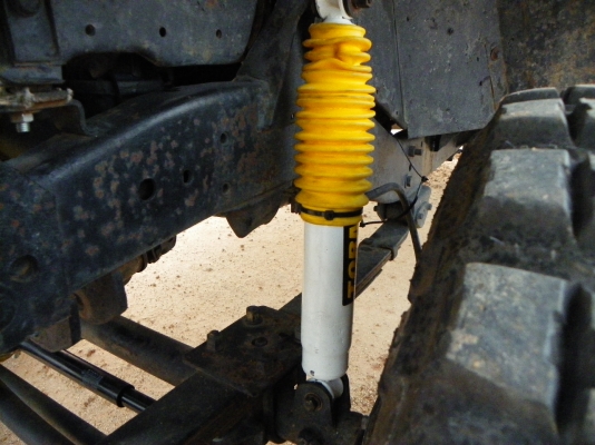 ขายถูก JEEP J46 4x4 เครื่อง4G53 สภาพสวยทะเบียนโอน ขายราคา 239,000.-(ไม่เอาวินซ์ลดไป25,000.-) ขายถูก JEEP J46 4x4 เครื่อง4G53 สภาพสวยทะเบียนโอน ขายราคา 239,000.-(ไม่เอาวินซ์ลดไป25,000.-)