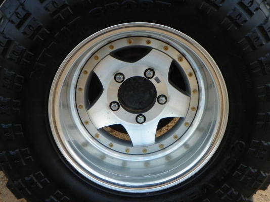 ขายถูก JEEP J46 4x4 เครื่อง4G53 สภาพสวยทะเบียนโอน ขายราคา 239,000.-(ไม่เอาวินซ์ลดไป25,000.-) ขายถูก JEEP J46 4x4 เครื่อง4G53 สภาพสวยทะเบียนโอน ขายราคา 239,000.-(ไม่เอาวินซ์ลดไป25,000.-)