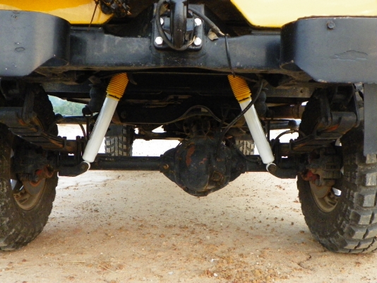 ขายถูก JEEP J46 4x4 เครื่อง4G53 สภาพสวยทะเบียนโอน ขายราคา 239,000.-(ไม่เอาวินซ์ลดไป25,000.-) ขายถูก JEEP J46 4x4 เครื่อง4G53 สภาพสวยทะเบียนโอน ขายราคา 239,000.-(ไม่เอาวินซ์ลดไป25,000.-)