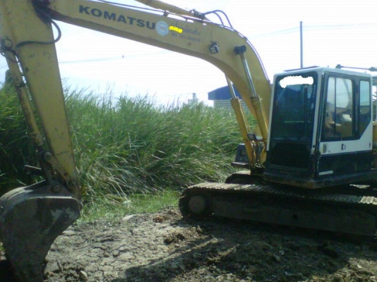 ขายKOMATSU PC 120-5สภาพสวยพร้อมใช้ เก่านอก ราคาต่อรองได้ ติดต่อได่ที่คุณ อ๊อฟ พิจิตร 086-737-9991