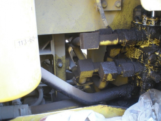 D20P-7-75526 รถดัน KOMATSU ตอนนี้รถจอดที่(CSนวนคร)ครับ D20P-7-75526 รถดัน KOMATSU ตอนนี้รถจอดที่(CSนวนคร)ครับ