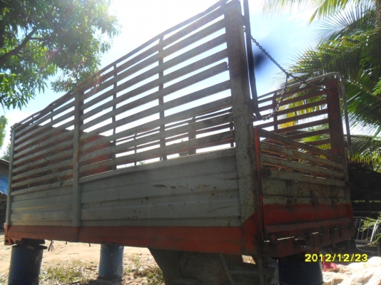 ขายกะบะเหล็กสิบล้อ