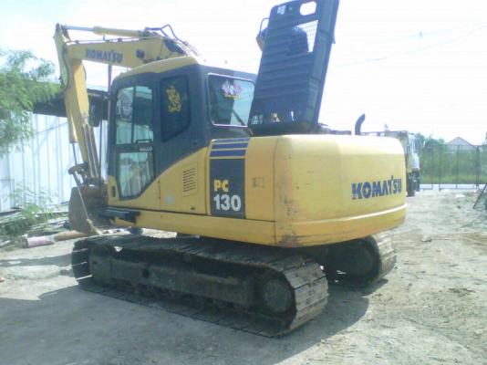 ขายKOMATSU PC 130-7สภาพสวยพร้อมใช้ ราคาต่อรองได้ ติดต่อได่ที่คุณ อ๊อฟ พิจิตร 086-737-9991