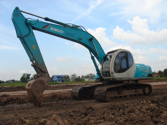 ขาย SK200-2 สภาพดี พร้อมใช้งาน (มาร์คไฟว์)