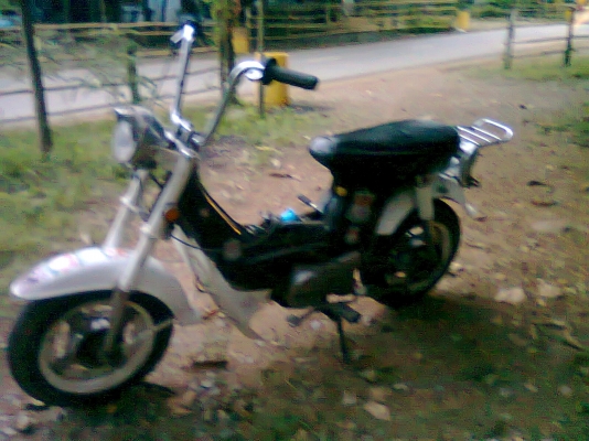 ขายชาลี ด่วน เครื่องดรีมครุ  เครื่องฟิด มีทะเบียนเครื่อง  ราคานี้ไม่รวมส่ง ลดสุดสุดแล้วจาก  12000  เหลือ 9500 คับ