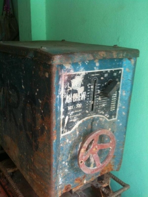 ขายตู้เชื่อม 300 แอมป์ อาจิว ครับ ขายตู้เชื่อม 300 แอมป์ อาจิว ครับ