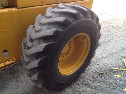 ขายรถตัก 510 สภาพสวยพร้อมใช้ นำเข้าจากญี่ปุ่น ขายรถตัก 510 สภาพสวยพร้อมใช้ นำเข้าจากญี่ปุ่น