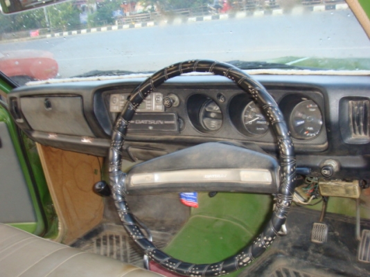 ดัทสัน 620 รุ่น4ขอ สภาพแห้งๆ สีสวยเอาไปแก้ไฟท้ายอย่างเดียว