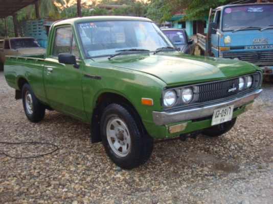 ดัทสัน 620 รุ่น4ขอ สภาพแห้งๆ สีสวยเอาไปแก้ไฟท้ายอย่างเดียว