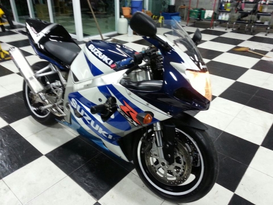 ขาย GSXR 750 K1 ปี 2001 หัวฉีด ราคา 135000 บาท โทร 082-2169945 ขาย GSXR 750 K1 ปี 2001 หัวฉีด ราคา 135000 บาท โทร 082-2169945