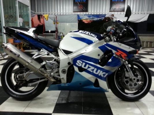 ขาย GSXR 750 K1 ปี 2001 หัวฉีด ราคา  135000 บาท โทร  082-2169945