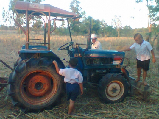 ขายไอซิกิ 23แรง พร้อมใบมีด ผานหลัง(5ใบ) ขายไอซิกิ 23แรง พร้อมใบมีด ผานหลัง(5ใบ)