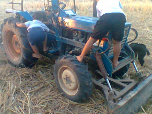 ขายไอซิกิ 23แรง พร้อมใบมีด ผานหลัง(5ใบ) ขายไอซิกิ 23แรง พร้อมใบมีด ผานหลัง(5ใบ)