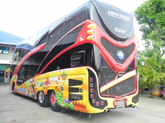 รถบัส 8 ล้อ scania รถบัส 8 ล้อ scania