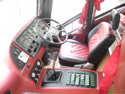 รถบัส 8 ล้อ scania รถบัส 8 ล้อ scania